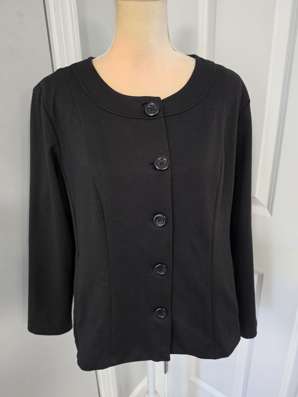 TravelSmith Womens Collarless Black Button Front Jacket Pockets Long Sleeve XL